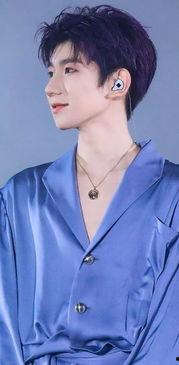 王源明星爆料娱乐圈恋爱,娱乐圈恋爱背后的真实故事